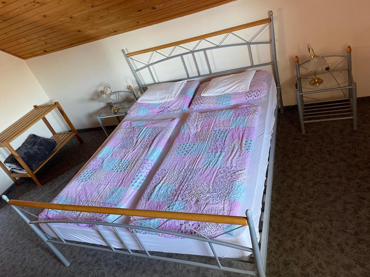 Esther Apartman Gyenesdiás Exteriér fotografie