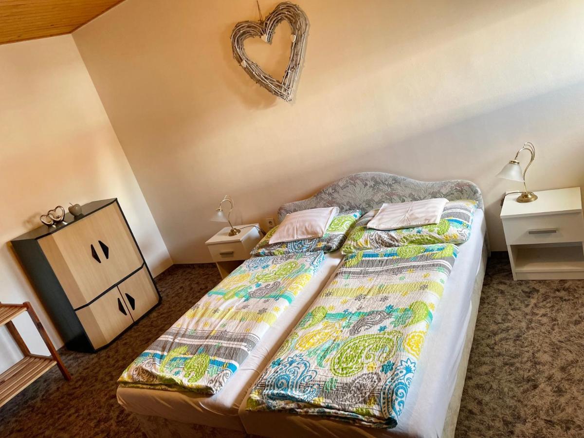 Esther Apartman Gyenesdiás Exteriér fotografie