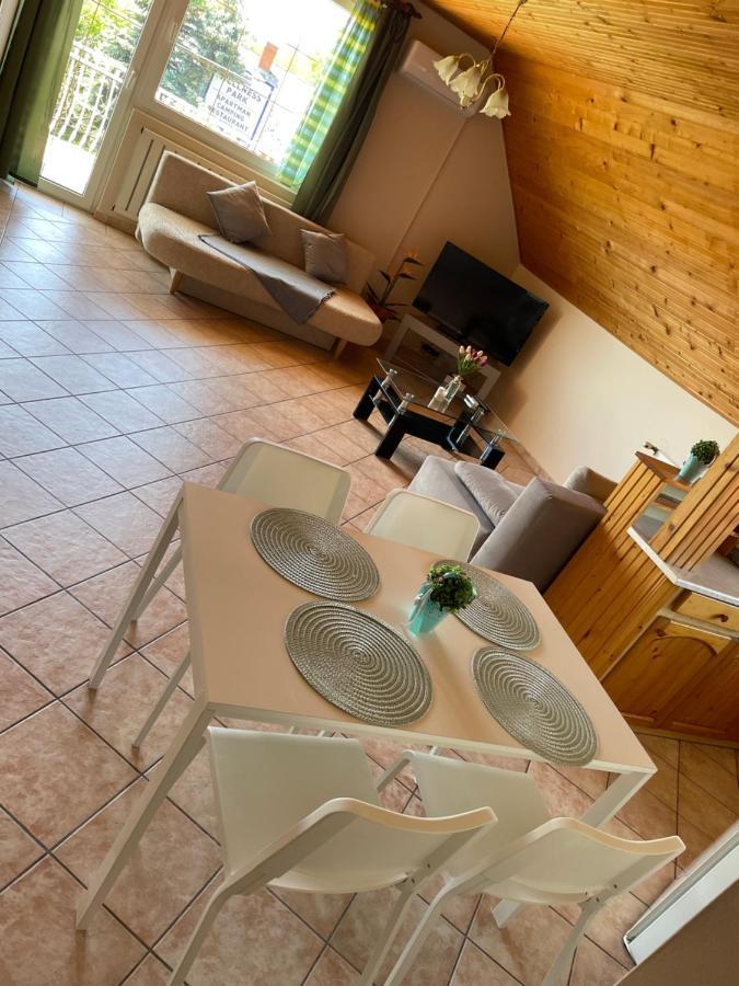 Esther Apartman Gyenesdiás Exteriér fotografie